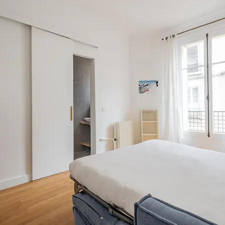Veeve - A Sophisticated Spectacle Apartment