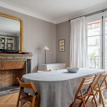 Apartment Veeve - A Sophisticated Spectacle *